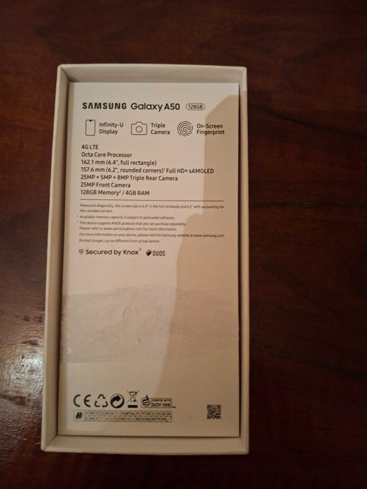Samsung Glaxy A50 и Xiaomi Redmi 9a