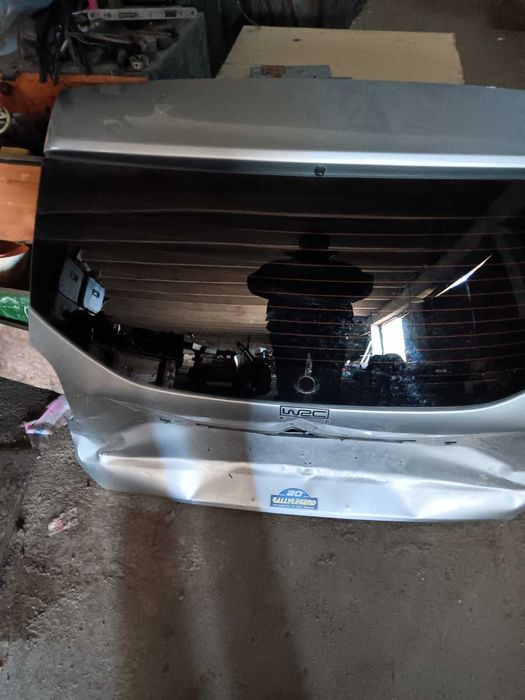 Задно стъкло Дачия дъстър