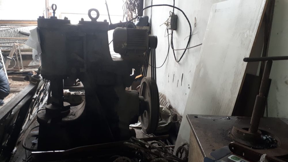 продам молот срочно