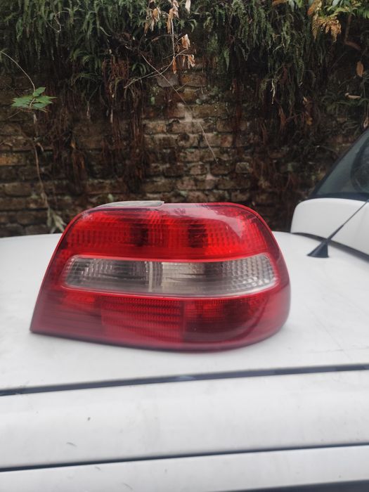 Заден десен стоп без за volvo s40