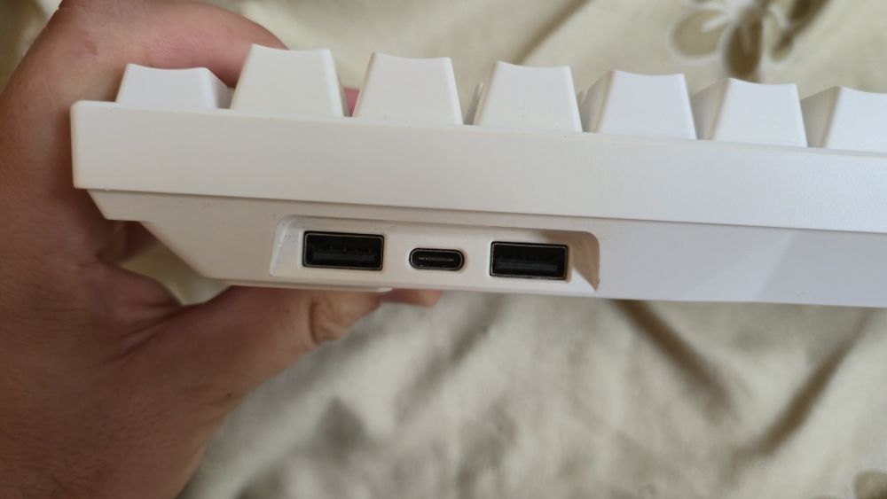 Tastatura mecanica Royal Kludge RK100 Gateron Milky Clear