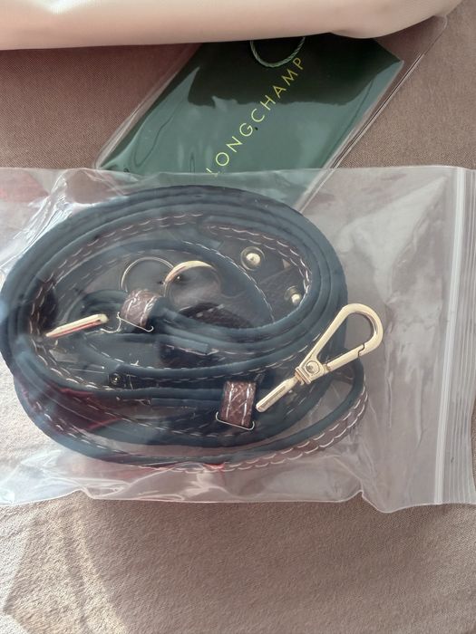 Дамска чанта longchamp - бежава