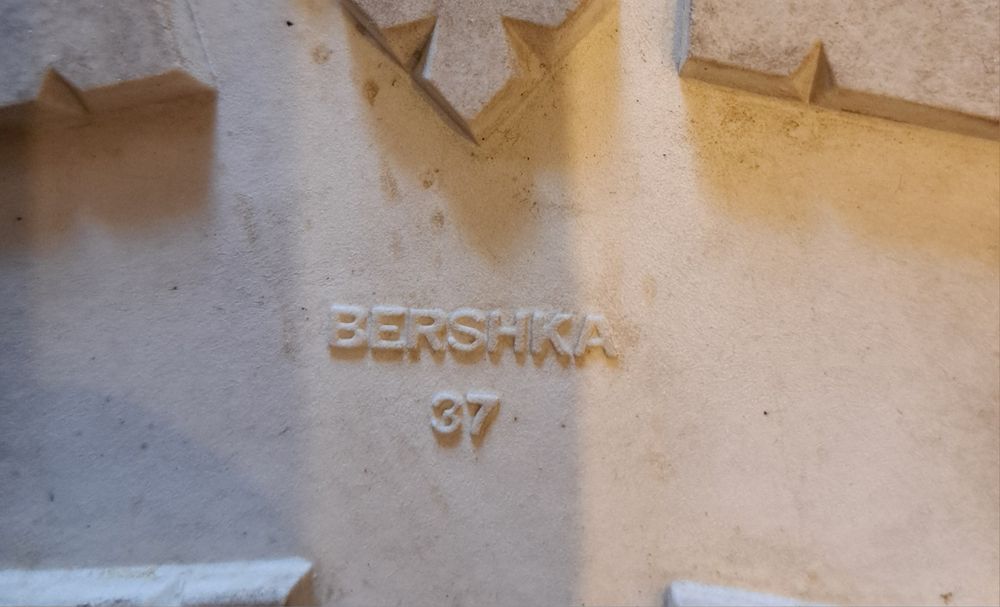 Cizme de iarna Bershka