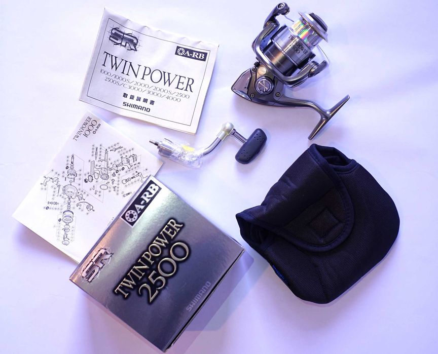 Shimano Twin Power 2500 mulineta pescuit NOUA (Stella Daiwa)