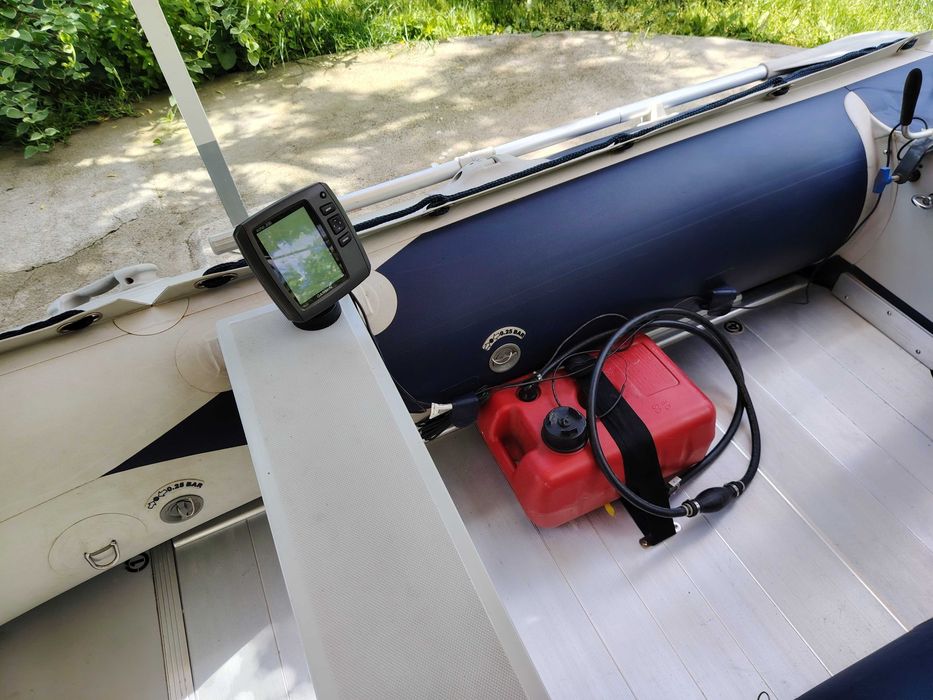 Надуваема лодка Honda Marine T30 с Извънбордов двигател Mercury F6M 6 к. с