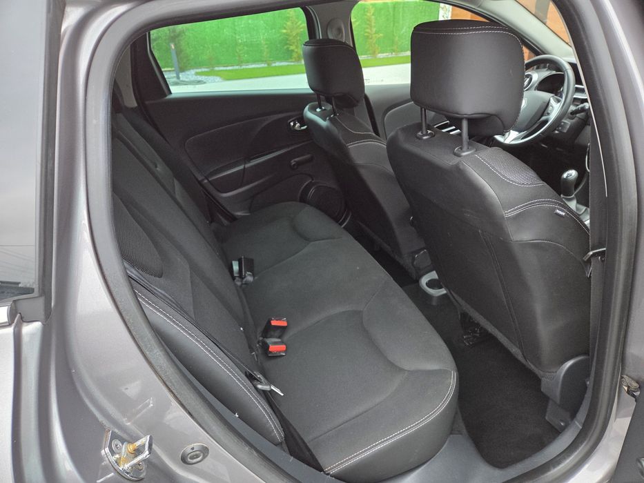 Renault Clio 4 / 1.5 Diesel  / Euro 5 / Navigatie