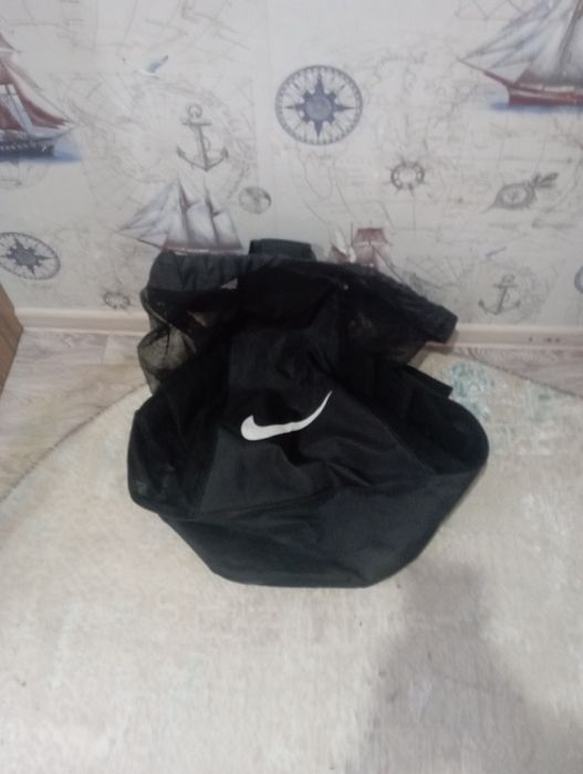 Продам Сумку с футбольной атрибутикой