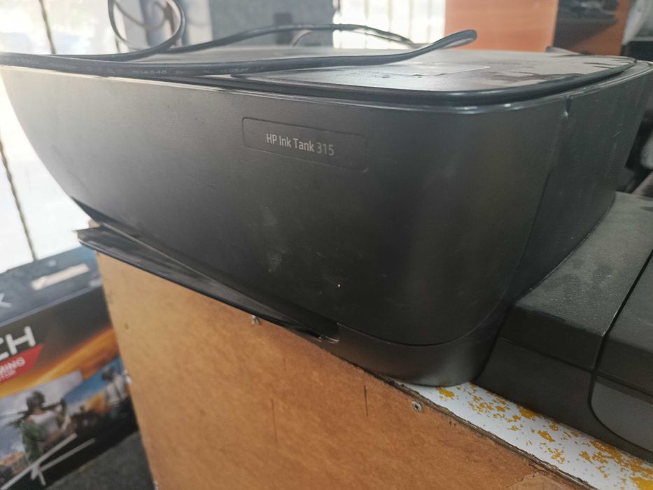 Продам цв принтер