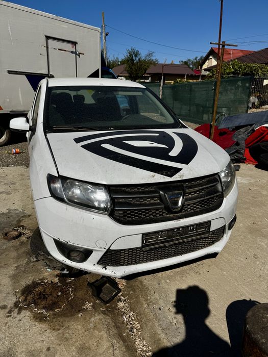 Dezmembrez Dacia sandero 2015 1.5 diesel euro 5