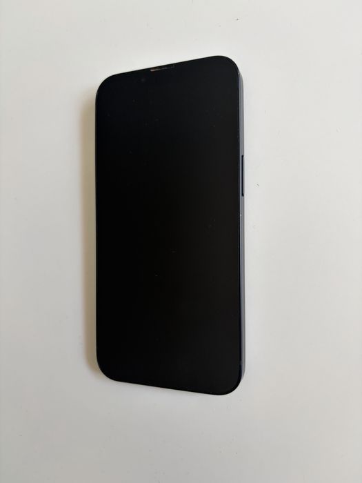 iPhone 13 128GB Midnight • Гаранция до 12.2027 • Без забележки