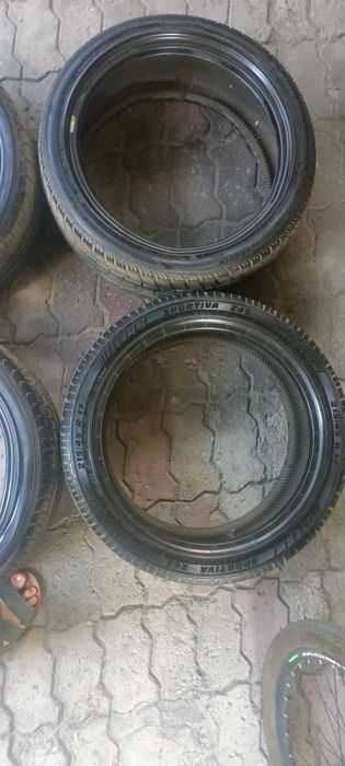 ПРОДАЮ ШИНЫ 215/45 R17
