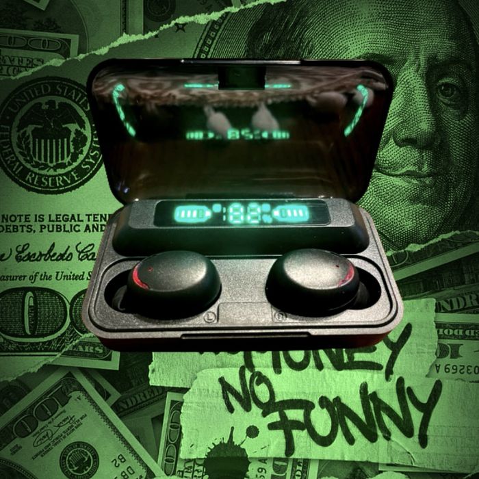 Безжични слушалки с уникален и преносимо зарядно за телефон в едно