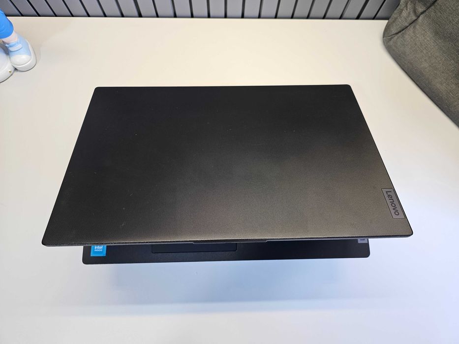 ПРОДАМ Lenovo V15G2 Офисный Ноутбук DualN4500/4GBDDR4/256SSD/15.6"FHD.