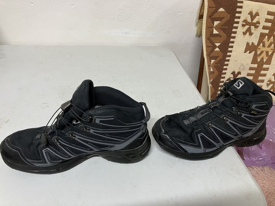 Ghete Salomon -45,5 cu GoreTex