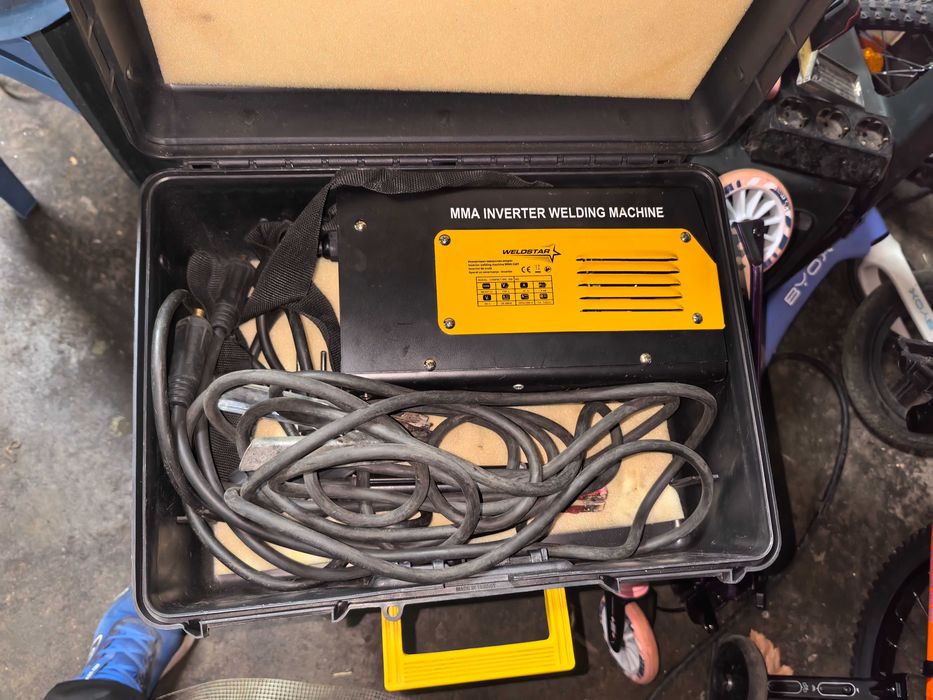 Инверторен електрожен 200А