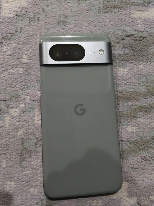 Google pixel 8.                 .