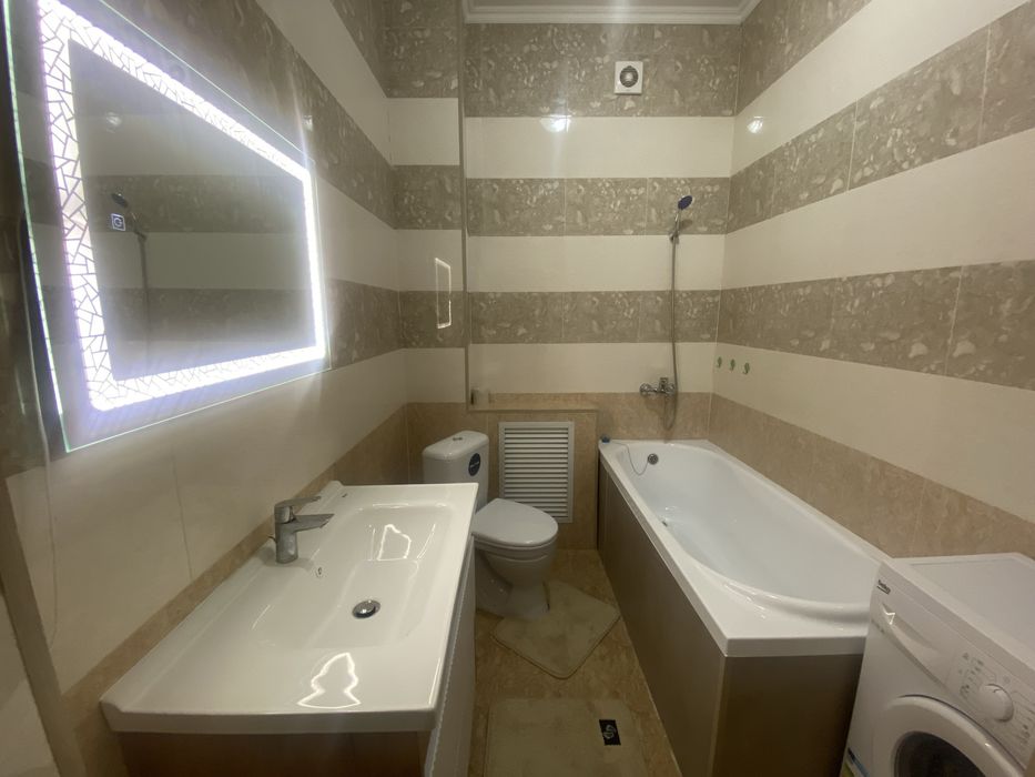 Посуточно 1 комн ЖК КОСМОС