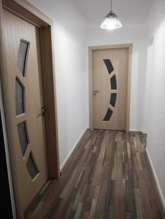 Продава се Тристаен апартамент в Стара Загора, Център - 65 кв.м за 1154 €/кв.м - Снимка #3