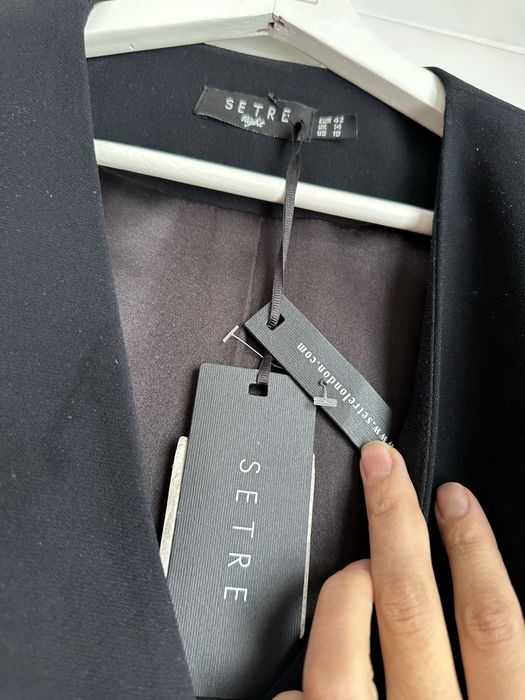 Вечернее платье в пиджачном стиле