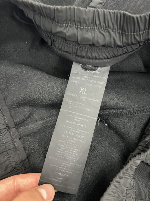 Pantaloni Made By Society