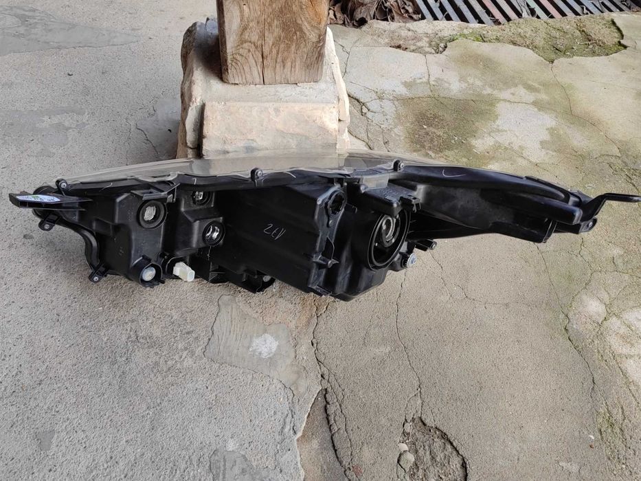 Фар Toyota Yaris десен / Фар Тойота Ярис Оригинален