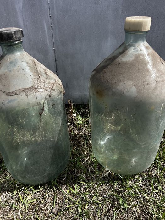 Бутыля совесткие 20 литровые