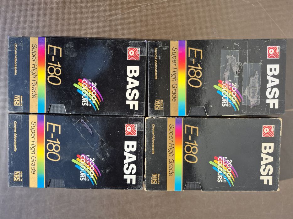Vând 14 casete video Basf VHS originale de 180 minute colectie filme acțiune,drama,Comedie, Triler, dragoste,western...etc.