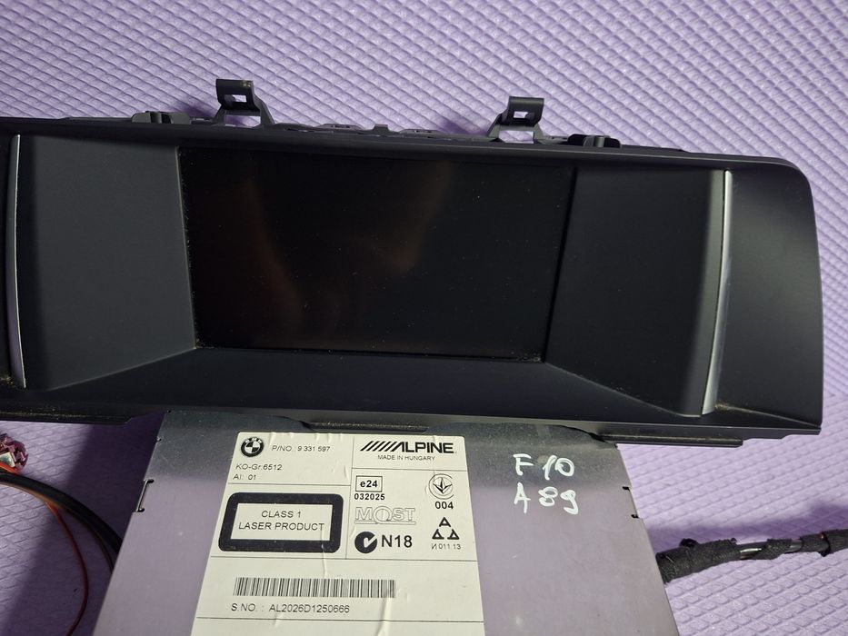Radio CD cu display BMW F10 F11 Cod 9331597 Cod 9289007