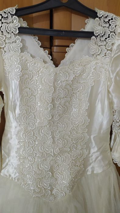 Платье свадебное, р42