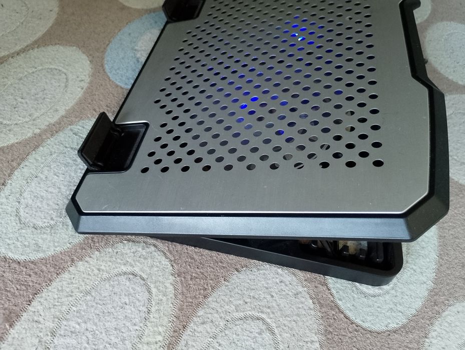 Răcitor Laptop Hama Aluminium 53064 Stare Nouă