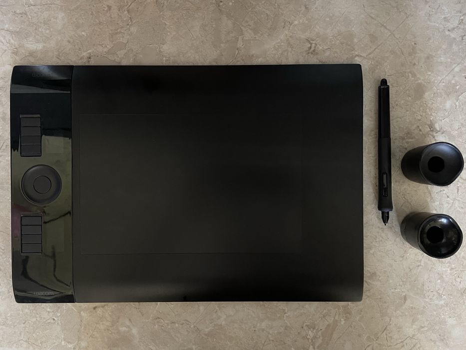 Графический планшет Wacom Intuos 4 M