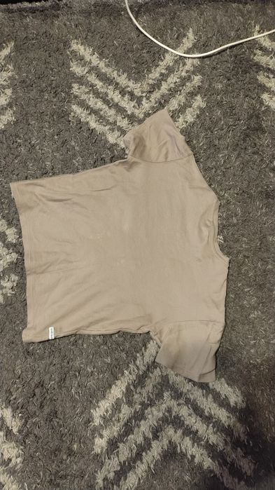 Tricou bej simplu