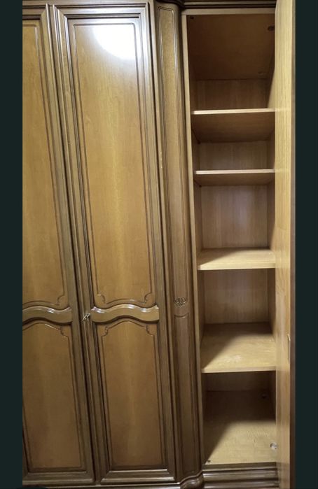 Dulap haine, sifonier din lemn masiv