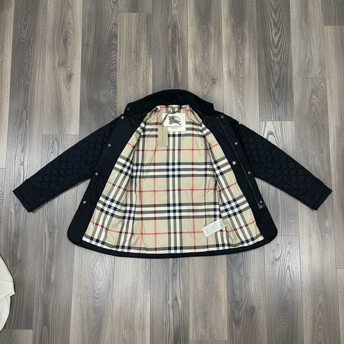 Яке Burberry - класическо - размер S/M