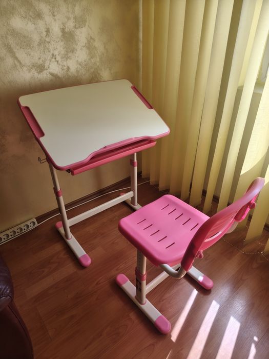 Set birou plus scaun pentru fetițe