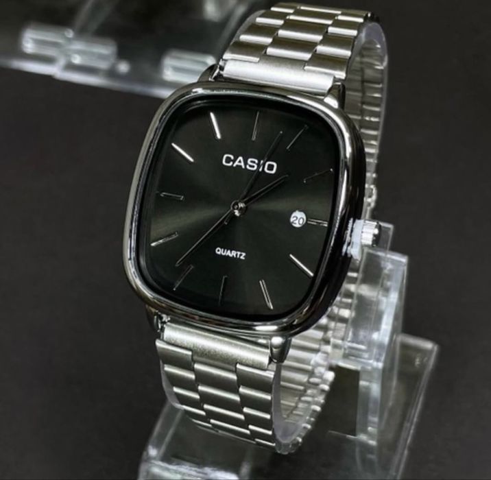 Кварцевый Casio 12000 теңге