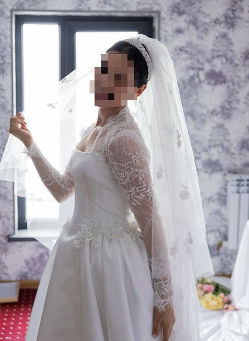 Свадебное платье