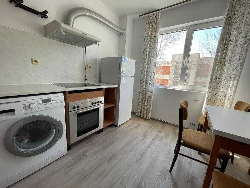 Двустаен южен апартамент в ж.к. Славейков след ремонт