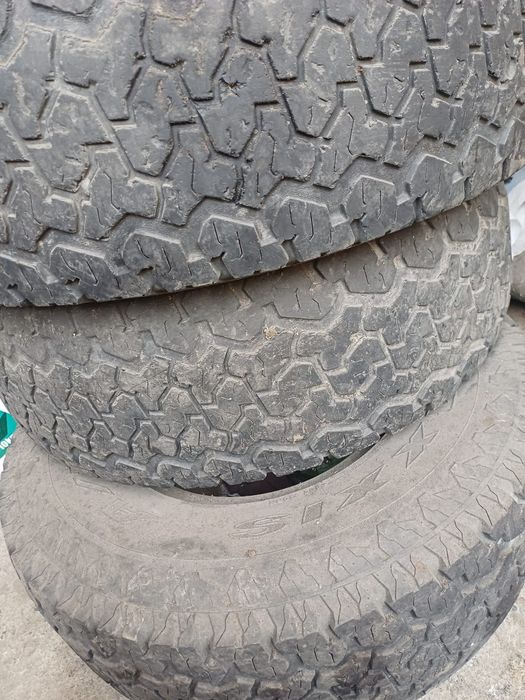 Продам резину ат максис