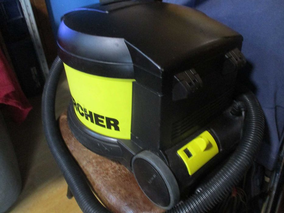 aspirator profesional karcher t-201