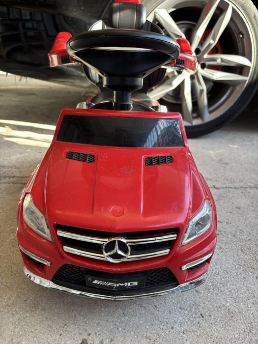 бутаща кола със родителски контрол