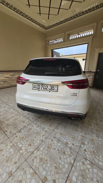Hongqi Hs5 FWD sotiladi