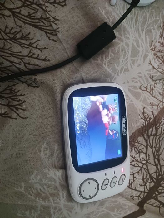 Бебефон с камера chipolino