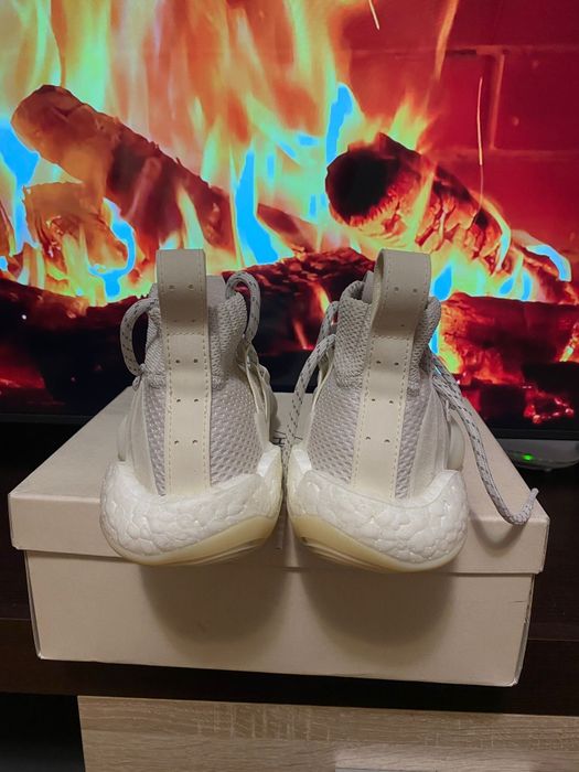 Adidas x Pharrell Crazy BYW LVL X “White sneakers