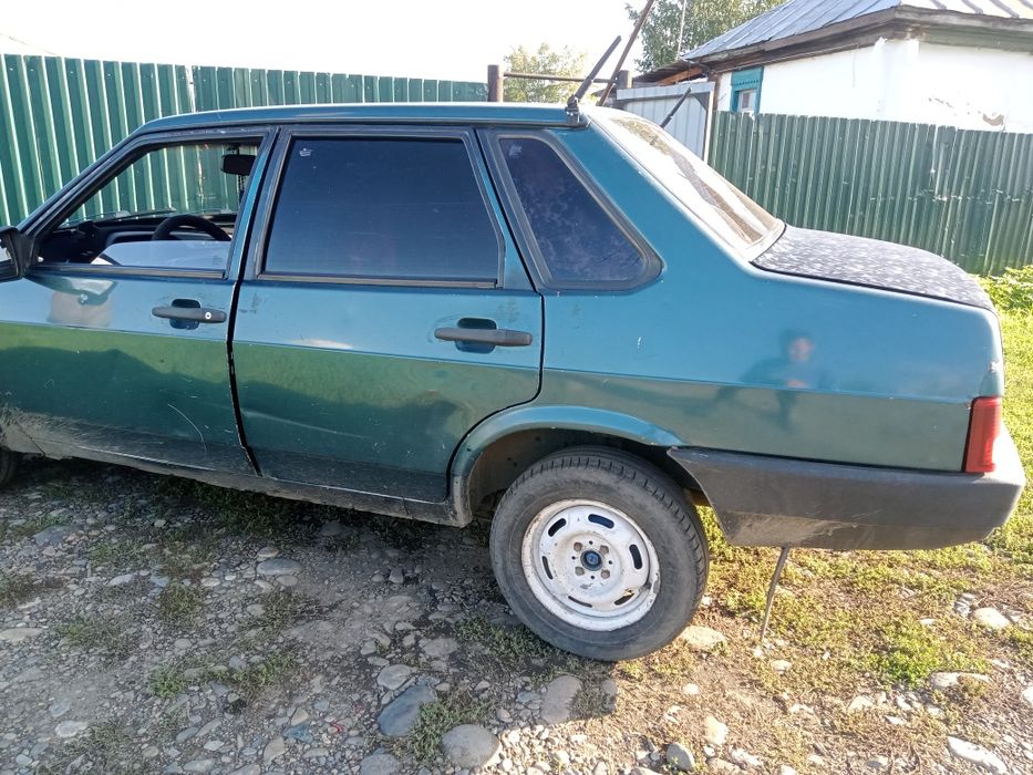 Продал ваз 21099 в хорошем состоянии