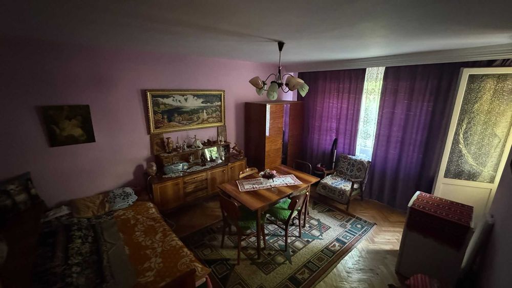 Apartament 3 camere + boxă CU CF!!! etaj 2/4, zona 1 Decembrie 1918, Piatra-Neamț