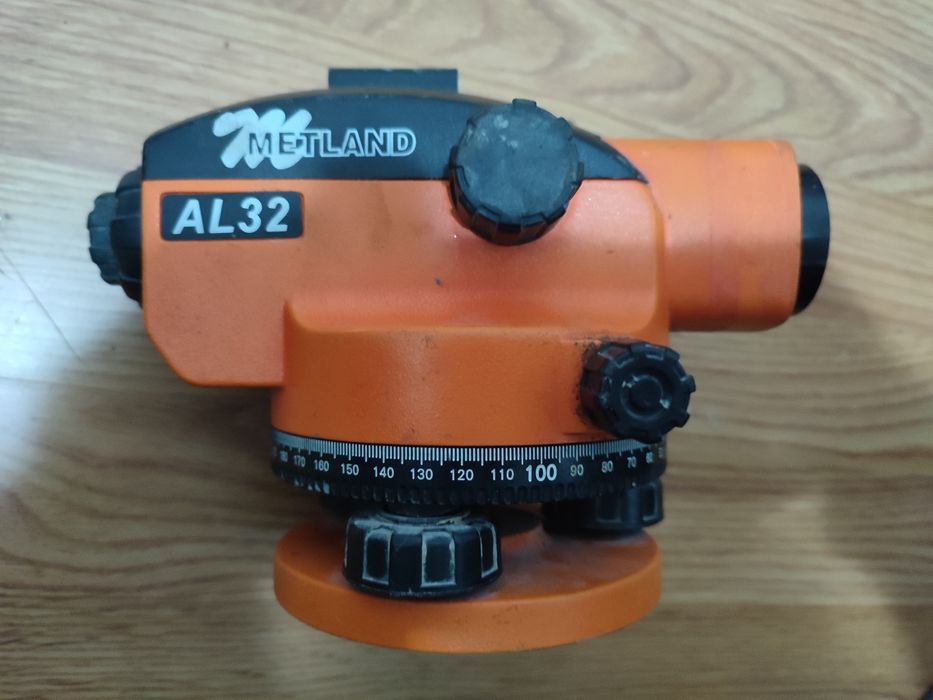 Vând nivela măsurat