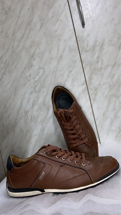 Hugo Boss saturn low