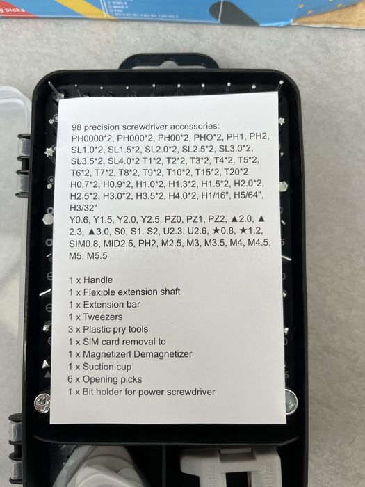 Комплект отвертка 115в1