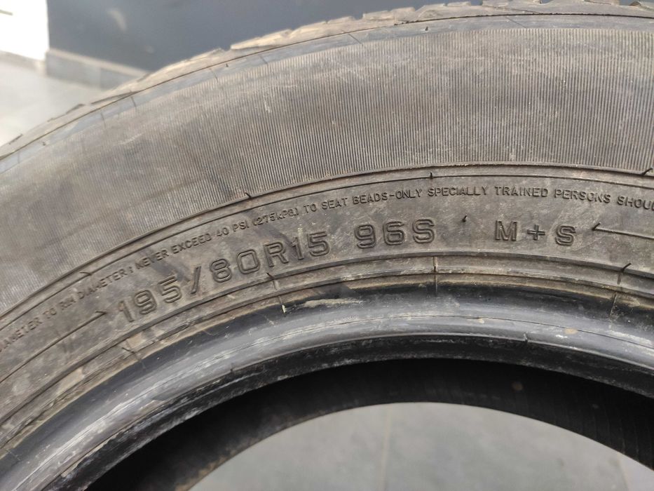 4бр Летни Гуми 195 80 15 - Dunlop - DOT 2023 -